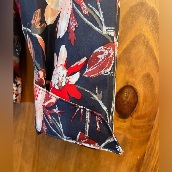 NWOT Columbia Wind Breaker - Picture 5 of 8